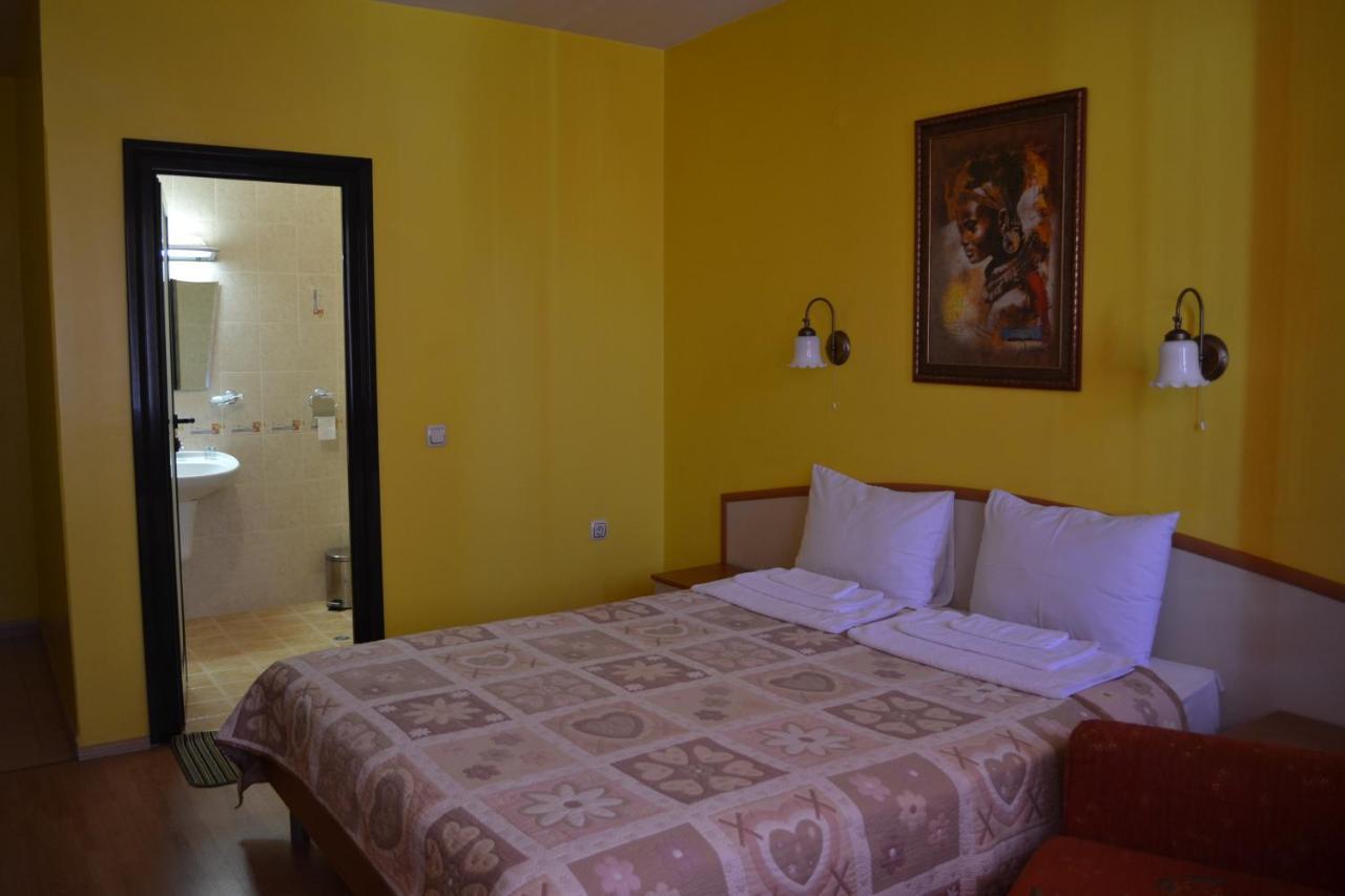 Hotel Perla Gorna Oryakhovitsa Ngoại thất bức ảnh
