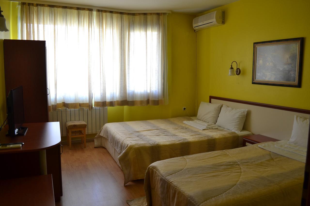 Hotel Perla Gorna Oryakhovitsa Ngoại thất bức ảnh
