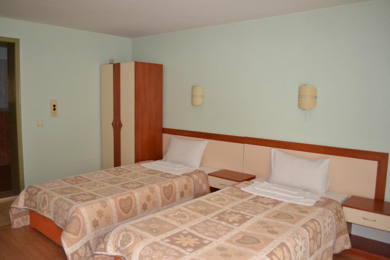 Hotel Perla Gorna Oryakhovitsa Ngoại thất bức ảnh